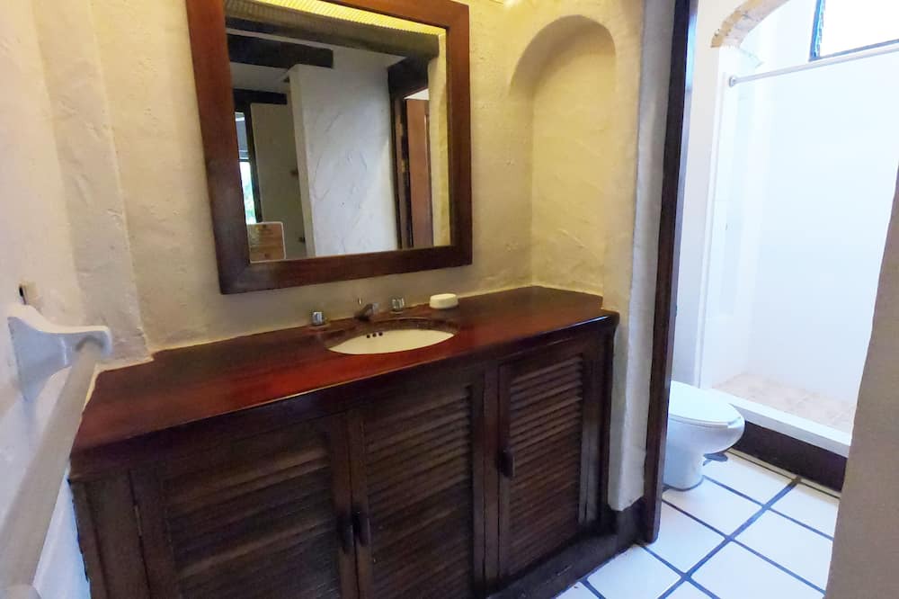 Photo of Bathroom in Fluvial Vallarta