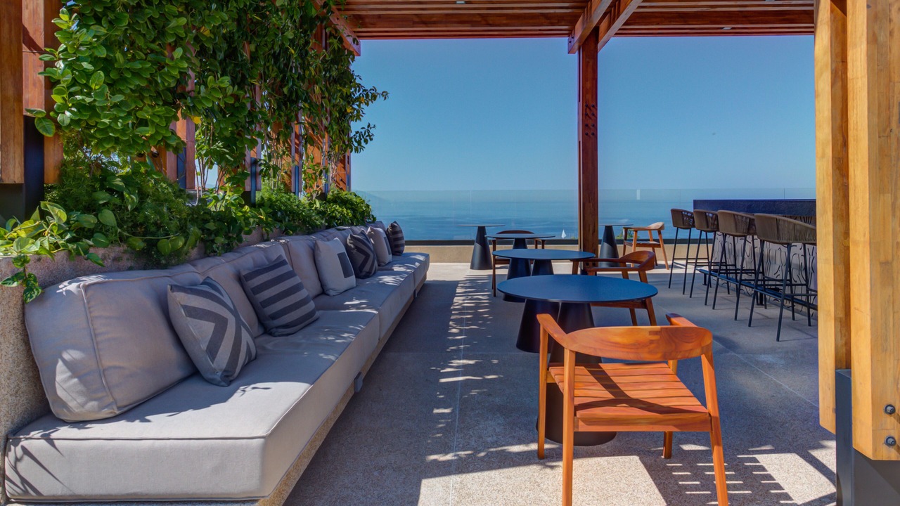 Photo of Outdoor in Romantic Zone