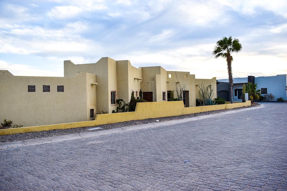 Photo of Outdoor in Laguna Shores