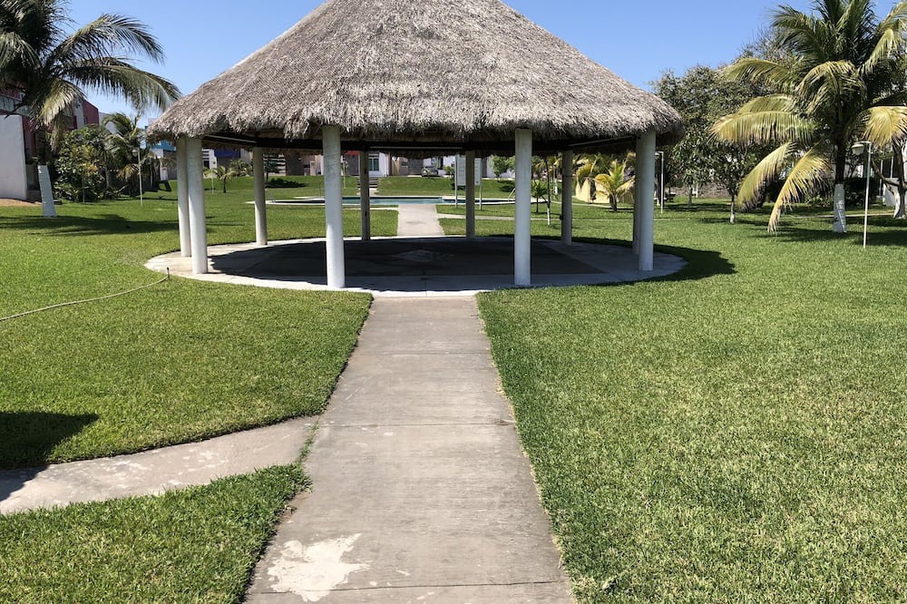 Photo of Outdoor in Alvarado