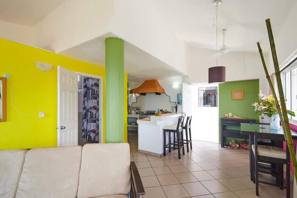 Photo of Livingroom in El Caloso