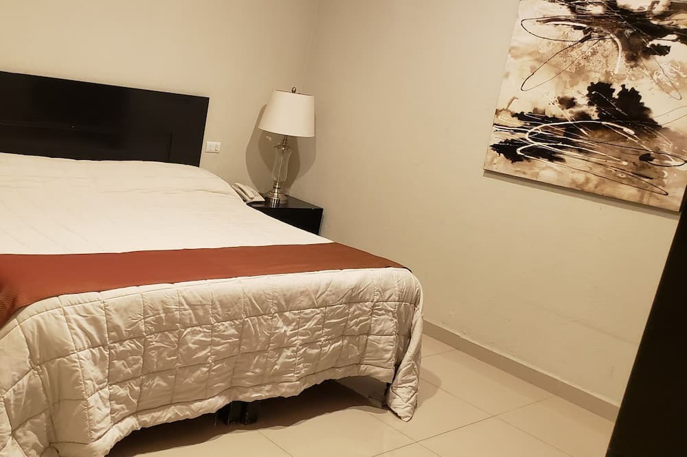 Photo of Bedroom in San Marcos