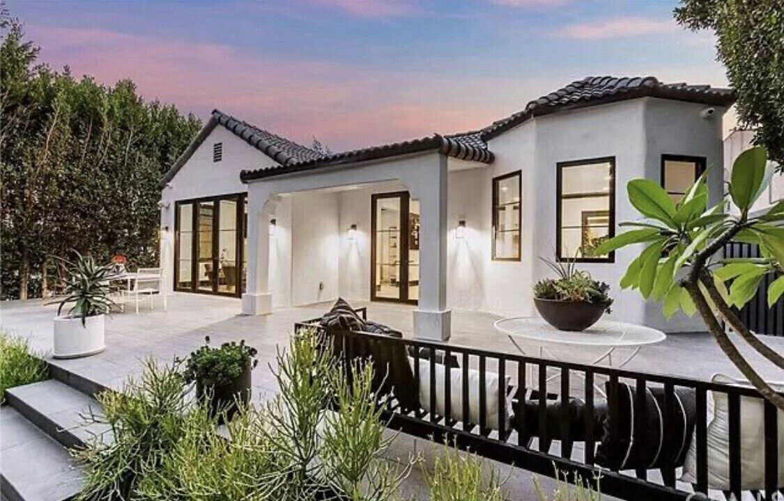 Photo of Outdoor in Melrose