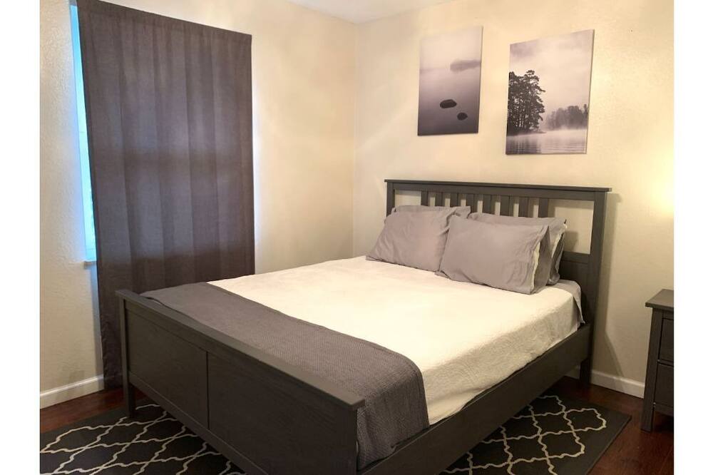 Photo of Bedroom in Powell