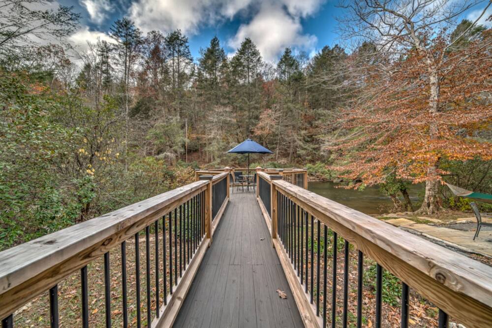 Photo of Outdoor in Blue Ridge