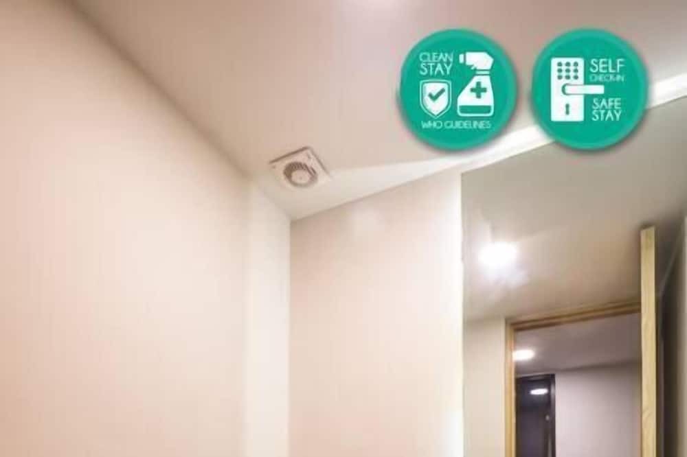 Photo of Bathroom in Hipodromo