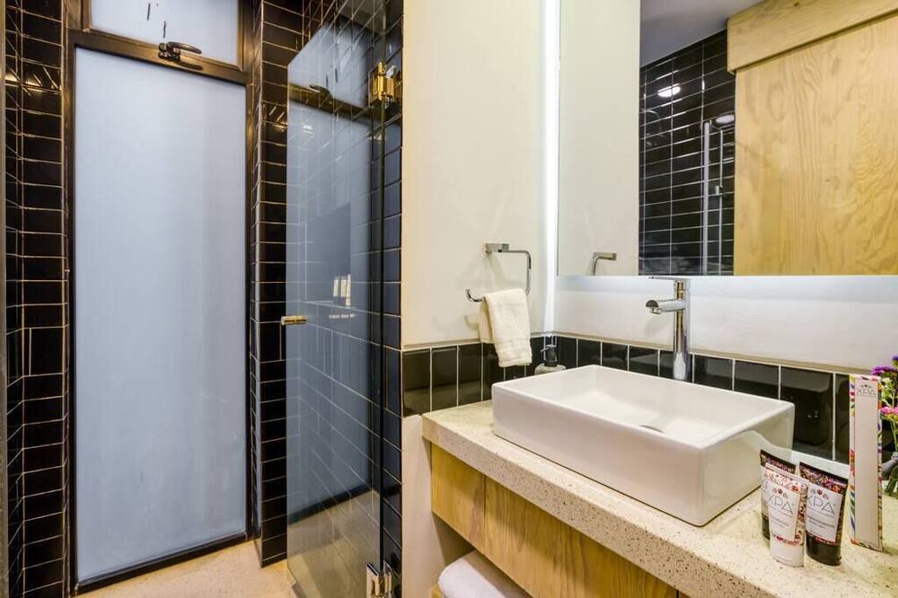 Photo of Bathroom in Hipodromo