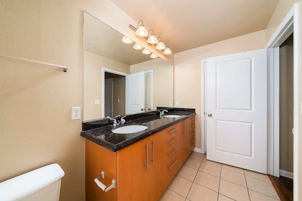 Photo of Bathroom in Cityplace