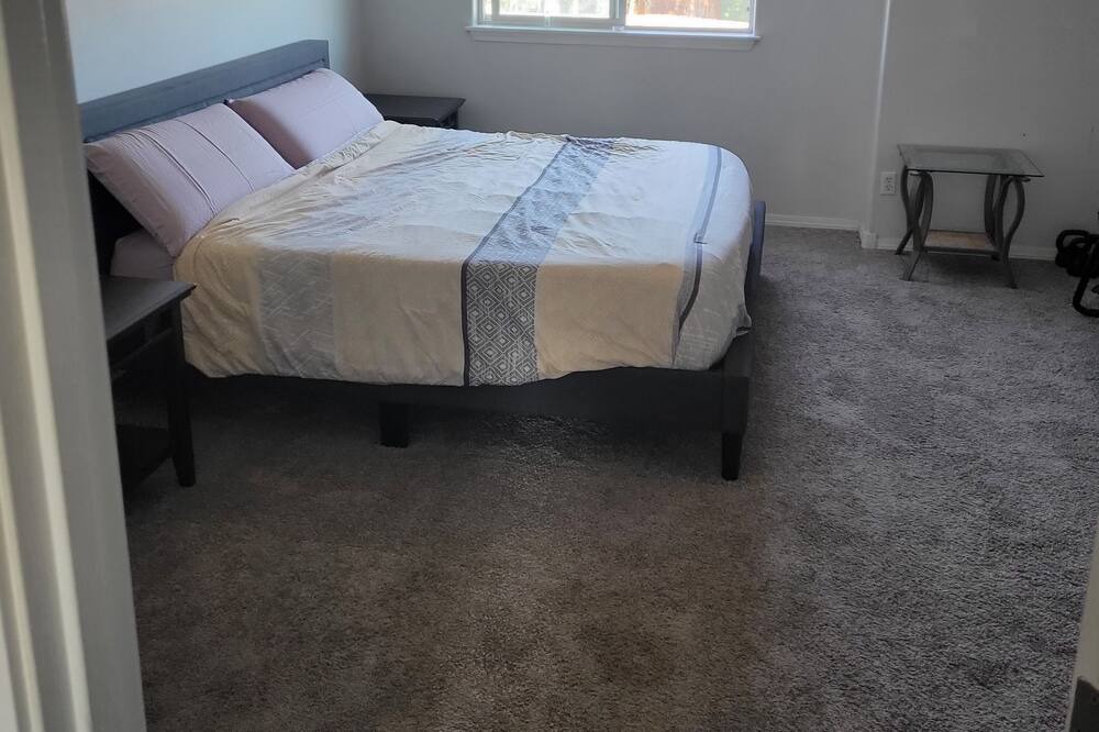 Photo of Bedroom in Palmer