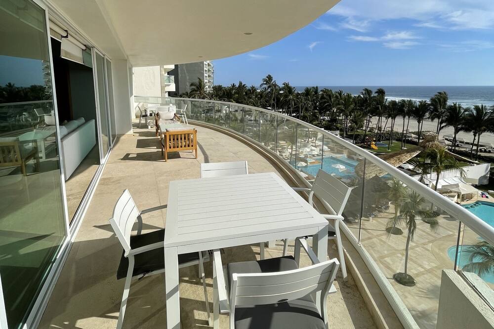 Photo of Outdoor in Diamante