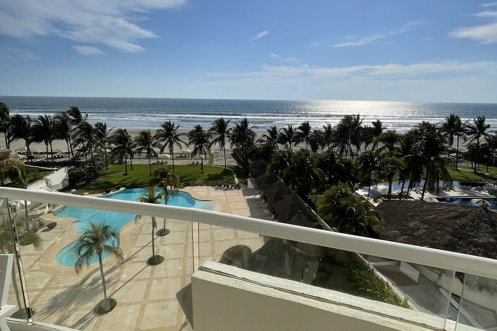 Photo of Patio Balcony in Diamante