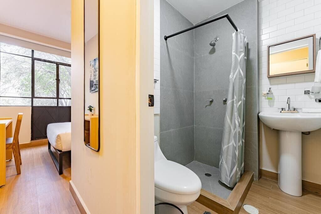 Photo of Bathroom in Colonia Cuauhtemoc