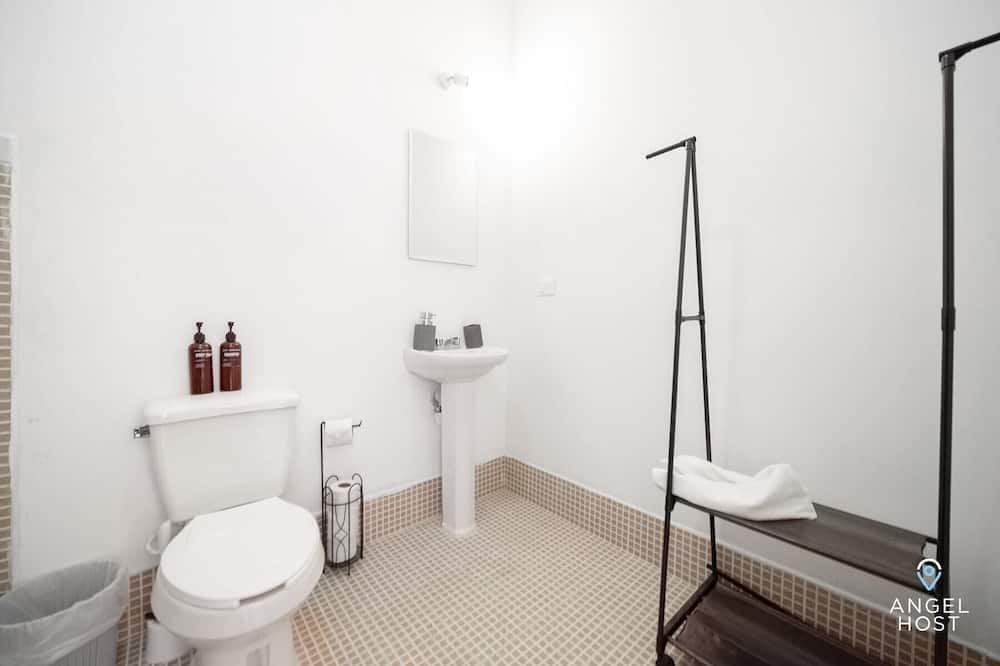 Photo of Bathroom in Zona Paseo Montejo