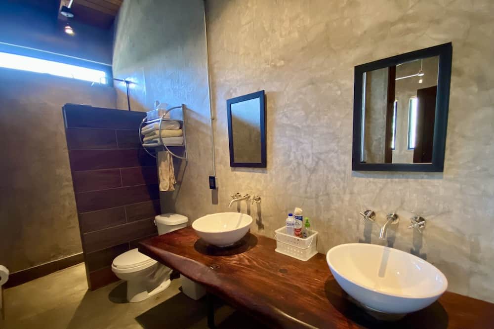 Photo of Bathroom in Tapalpa