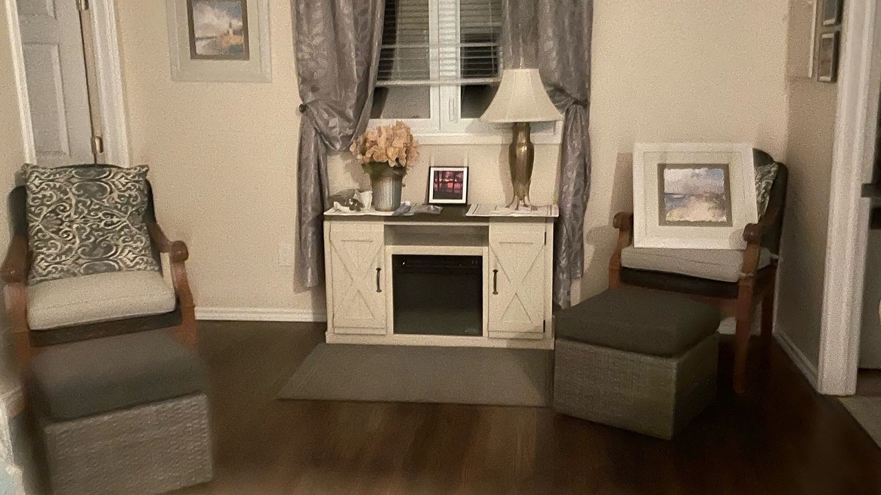 Photo of Livingroom in Algonquin Highlands