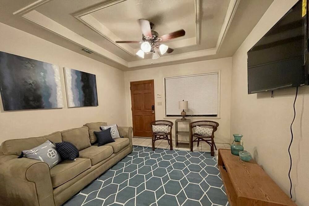 Photo of Bedroom in Weslaco