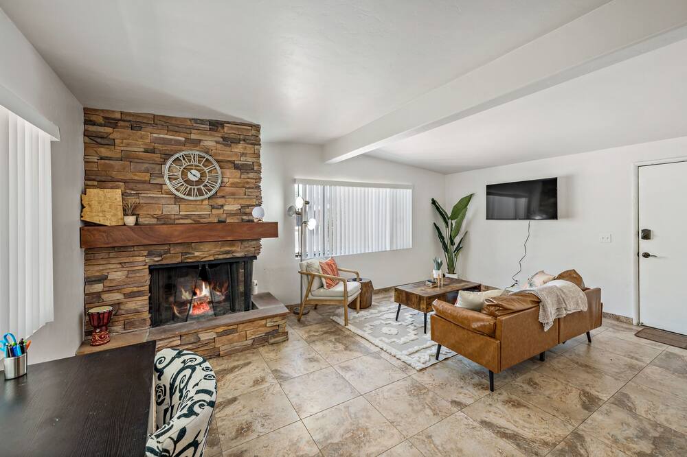 Photo of Livingroom in The Garden District