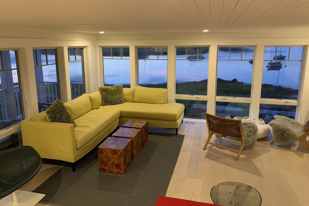 Photo of Livingroom in Essex