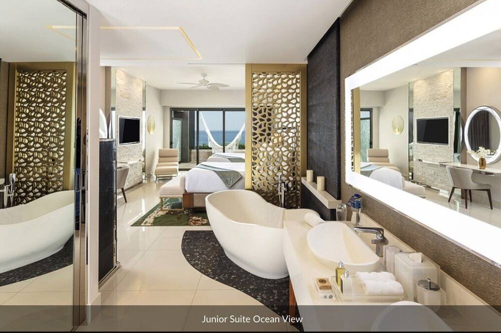 Photo of Bathroom in Los Cangrejos II y III