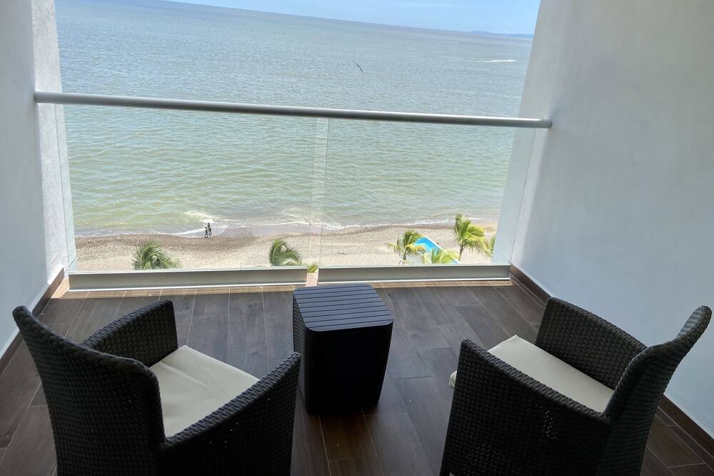 Photo of Patio Balcony in Lazaro Cardenas
