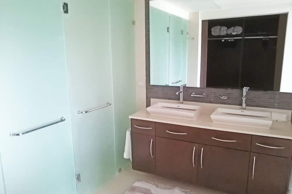 Photo of Bathroom in Puerto Juarez