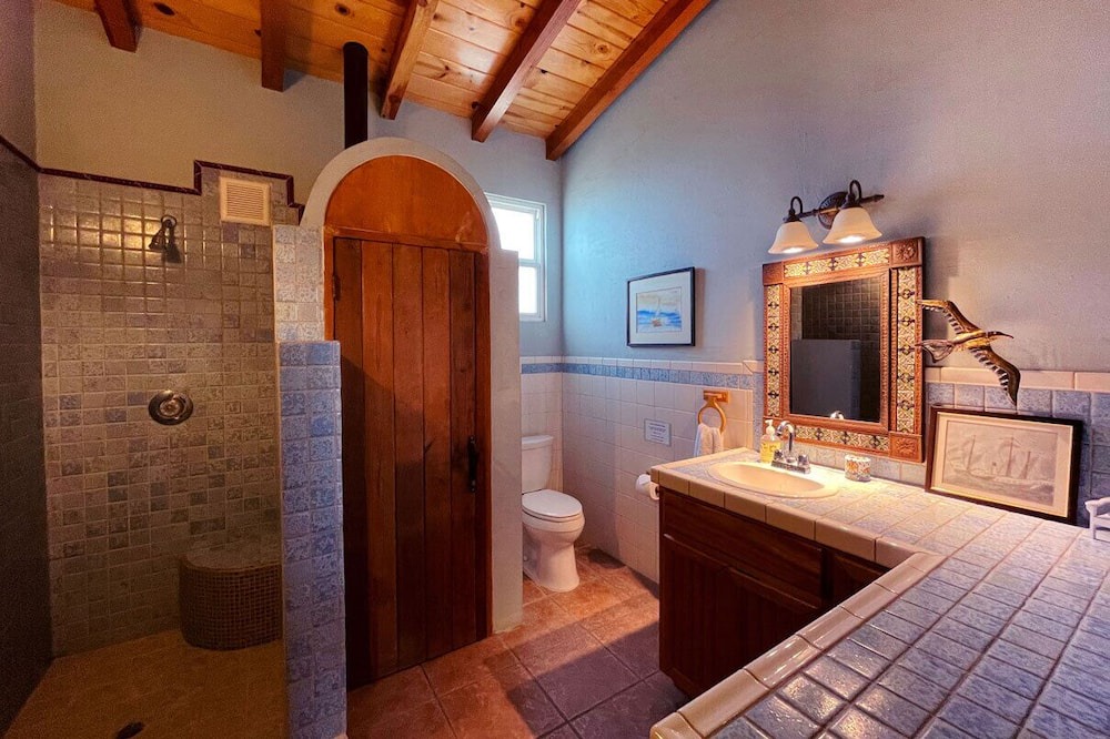 Photo of Bathroom in La Fonda