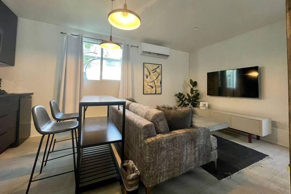 Photo of Livingroom in Ladera Heights