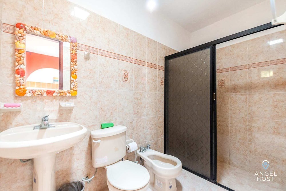 Photo of Bathroom in Progreso Municipality