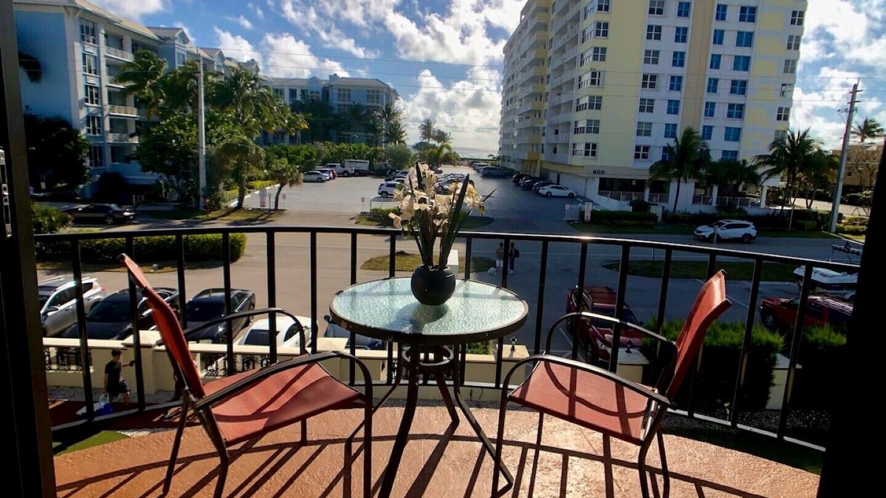 Photo of Outdoor in Hillsboro Beach