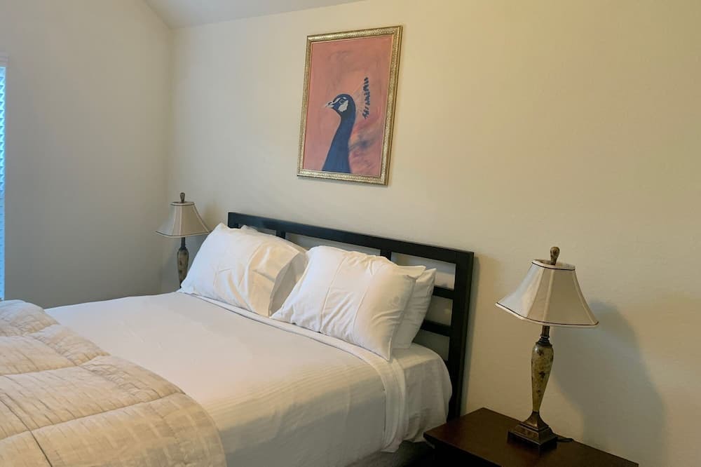 Photo of Bedroom in La Marque