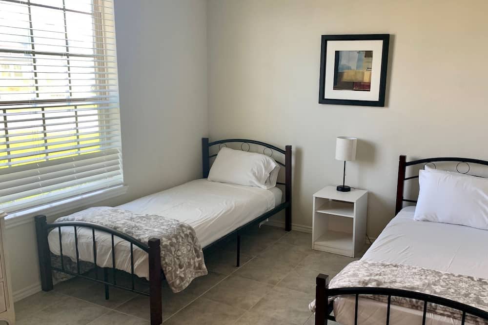 Photo of Bedroom in La Marque