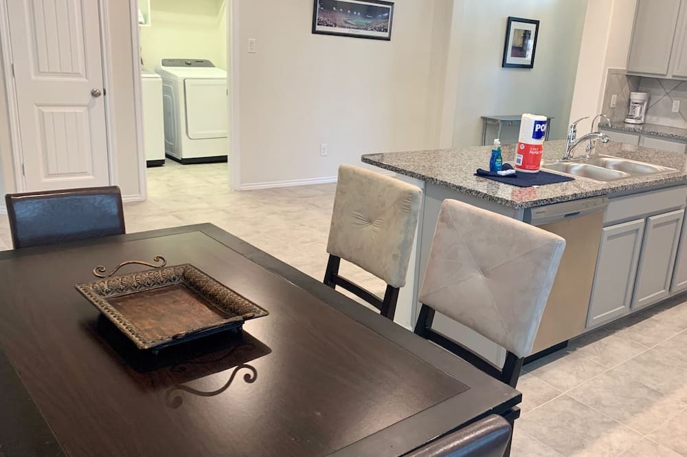Photo of Kitchen in La Marque