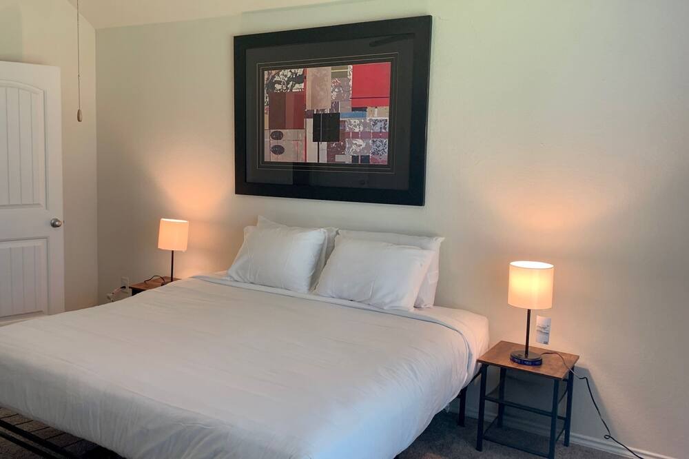 Photo of Bedroom in La Marque