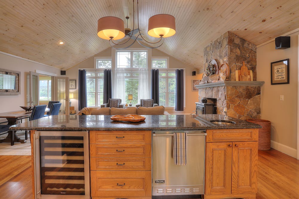 Photo of Kitchen in Rangeley