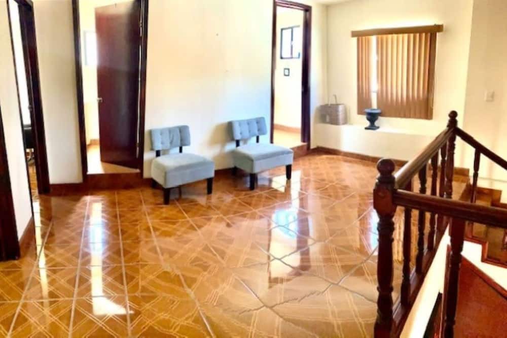Photo of Livingroom in Ensenada
