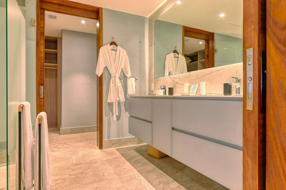 Photo of Bathroom in Conchas Chinas