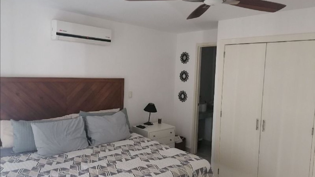 Photo of Bedroom in Flamingos