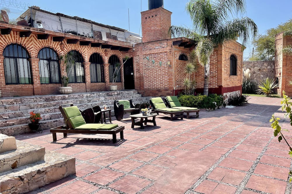 Photo of Patio Balcony in La Magdalena