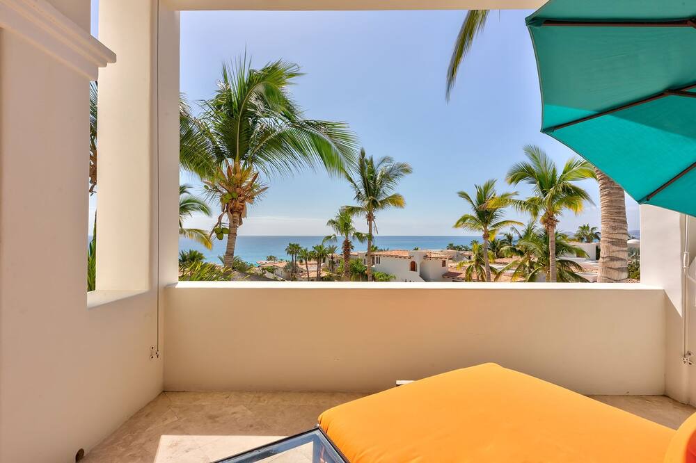 Photo of Patio Balcony in Buzzards