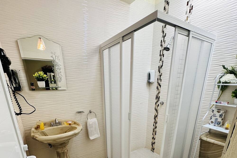 Photo of Bathroom in Tequila