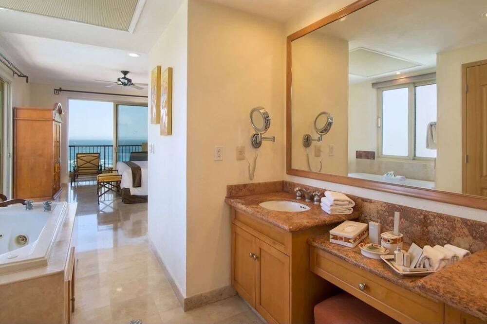 Photo of Bathroom in Los Cabos