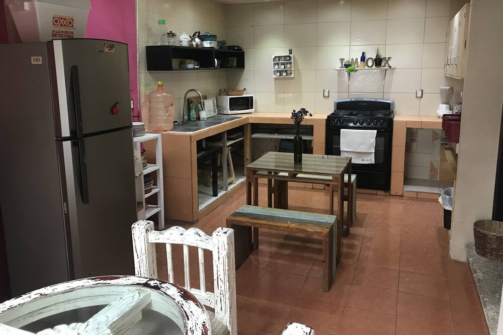 Photo of Kitchen in Del Cerrillo