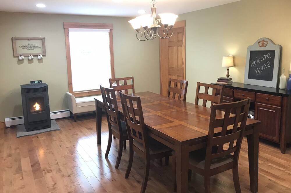 Photo of Kitchen in Weeks Mills