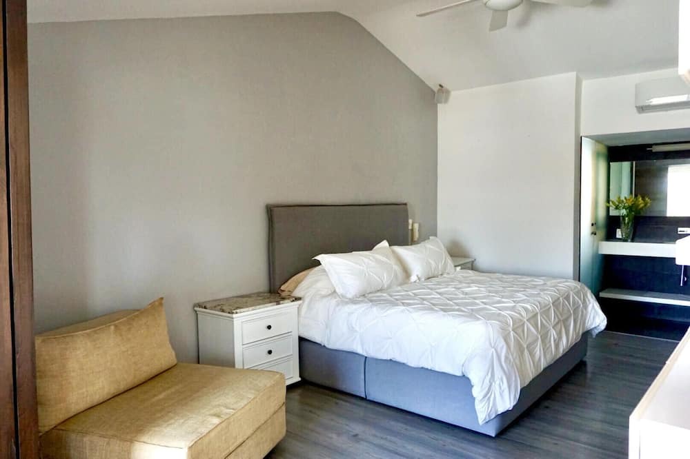 Photo of Bedroom in Isla Iguana