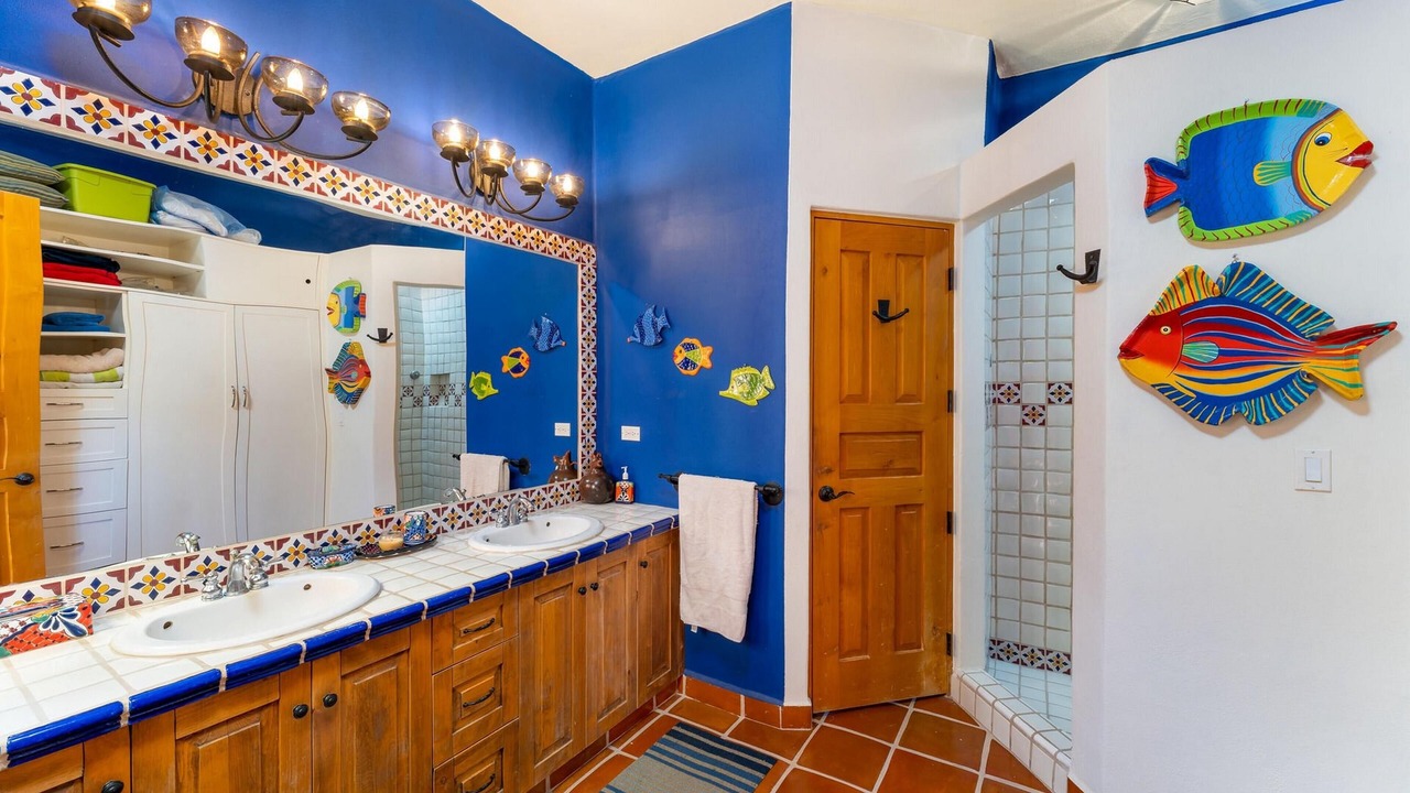 Photo of Bathroom in Nopolo
