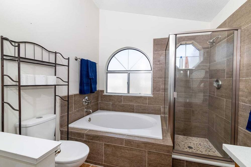 Photo of Bathroom in Elk Grove