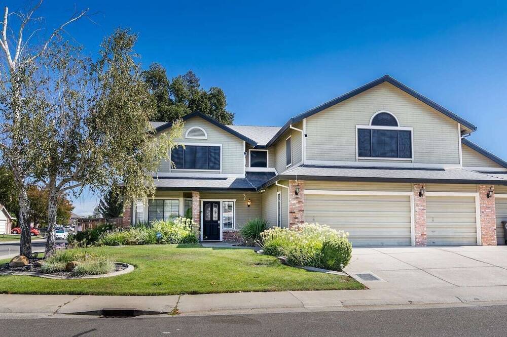 Photo of Outdoor in Elk Grove