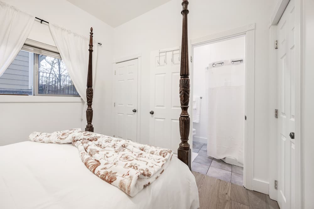 Photo of Bedroom in East Central