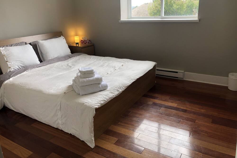 Photo of Bedroom in Powell River