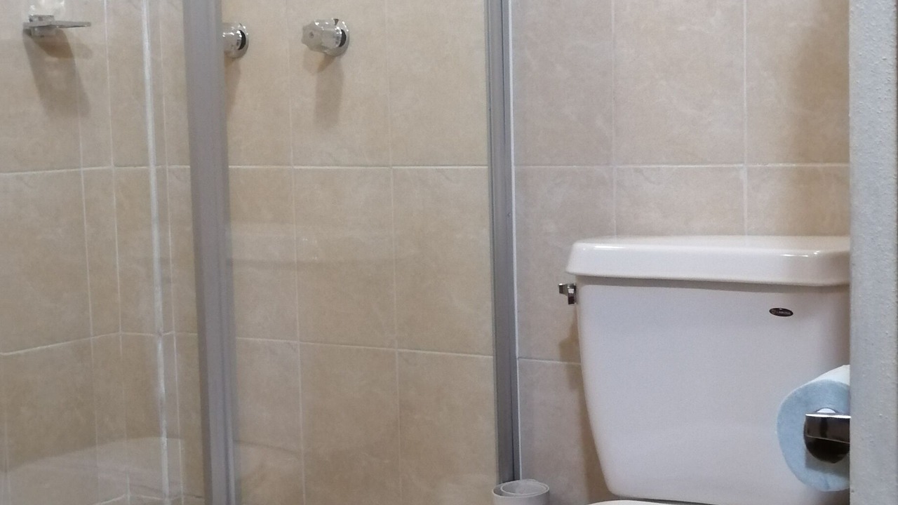 Photo of Bathroom in De La Merced